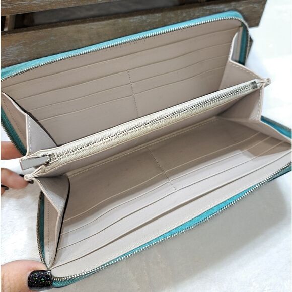 Céline Full Zip Wallet Authentic GORGEOUS - Picture 12 of 14